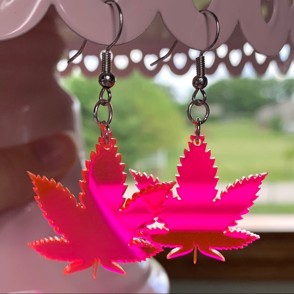 Fluorescent Pink Weed Earrings - Picture 2 of 3